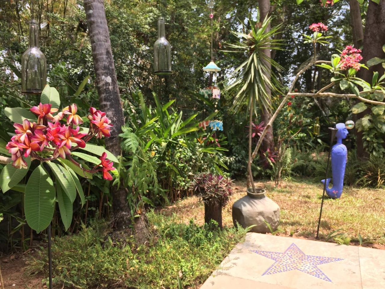 Country house The Secret Garden Goa